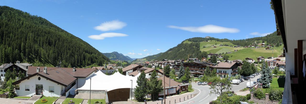 Astor Suites B&B Selva di Val Gardena Esterno foto